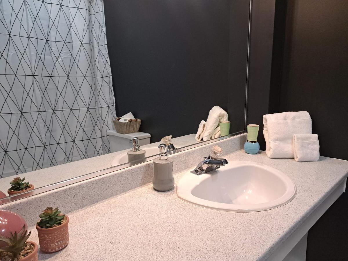 Habitations Zenith Apartment Sainte-Anne-de-Beaupre Bagian luar foto